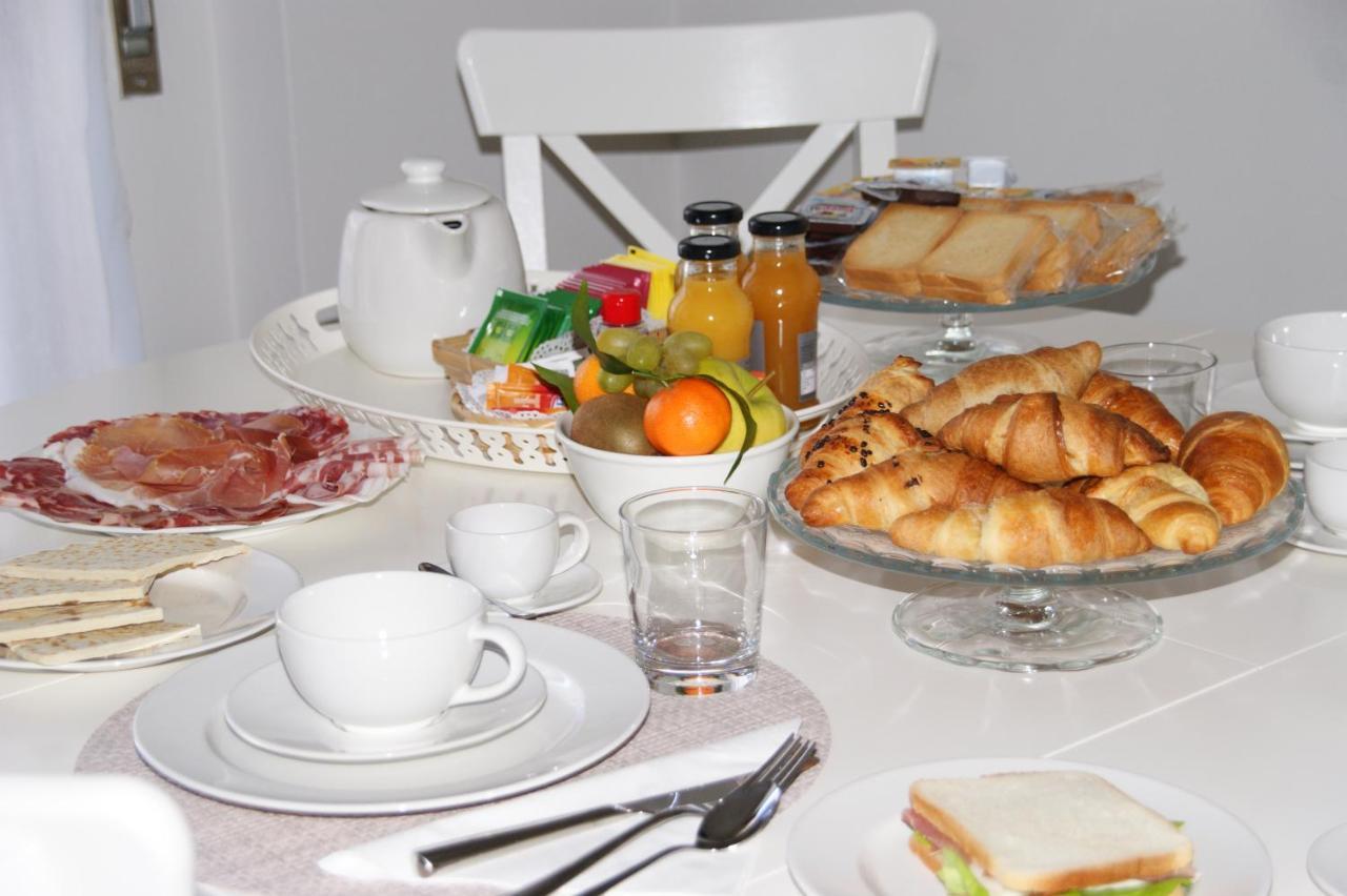 La Dama Room&Breakfast Russi Екстериор снимка