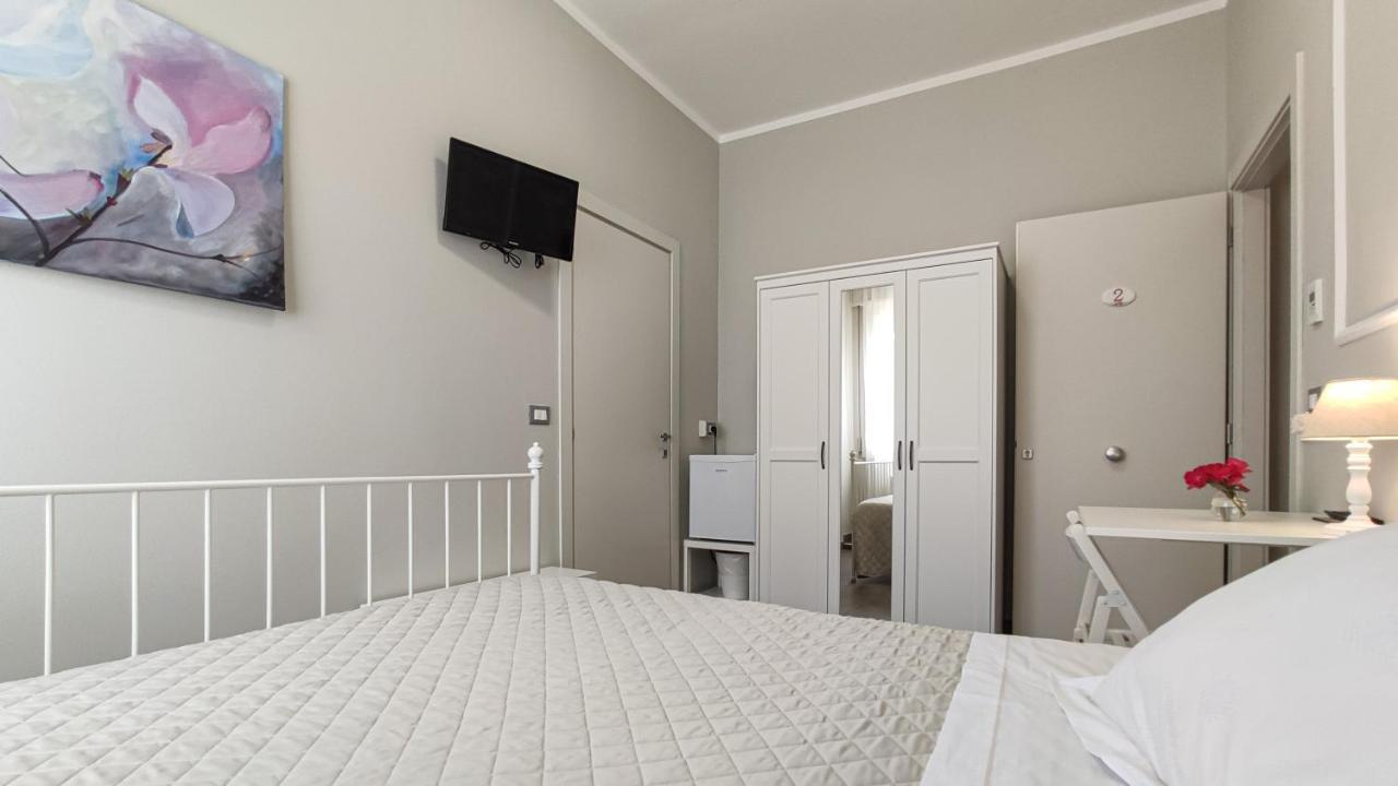 La Dama Room&Breakfast Russi Екстериор снимка