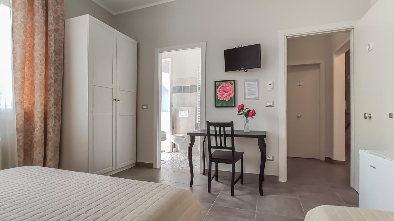 La Dama Room&Breakfast Russi Екстериор снимка