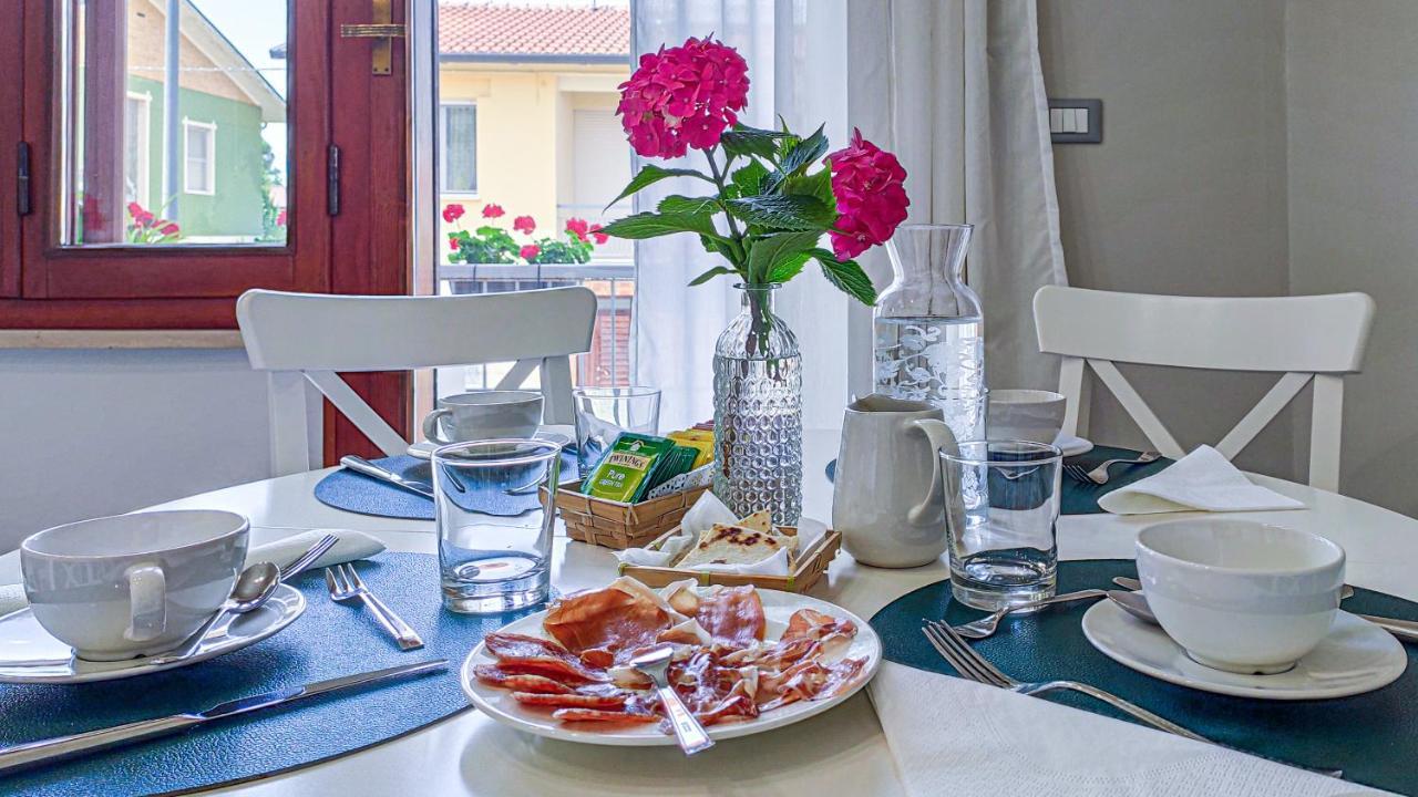 La Dama Room&Breakfast Russi Екстериор снимка