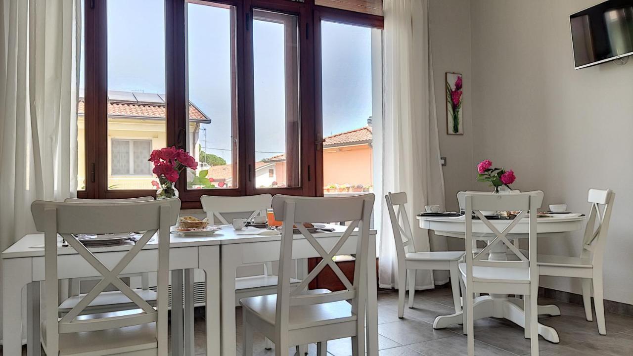 La Dama Room&Breakfast Russi Екстериор снимка
