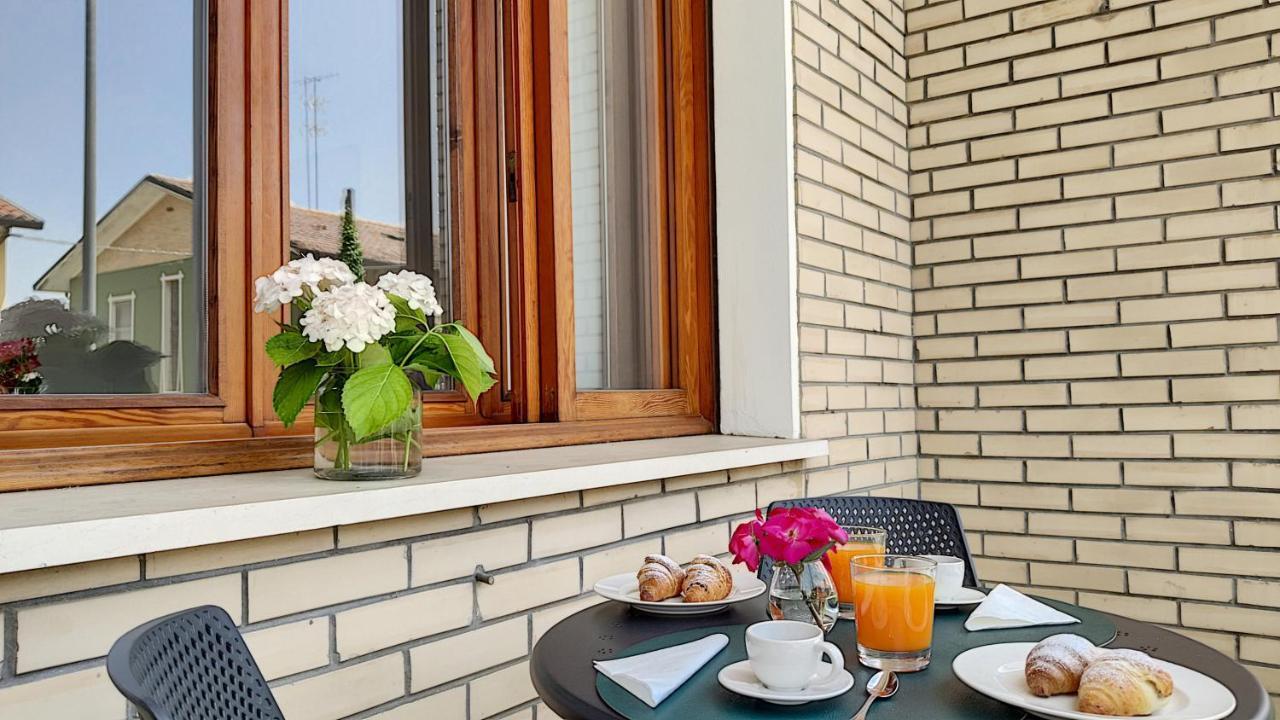 La Dama Room&Breakfast Russi Екстериор снимка