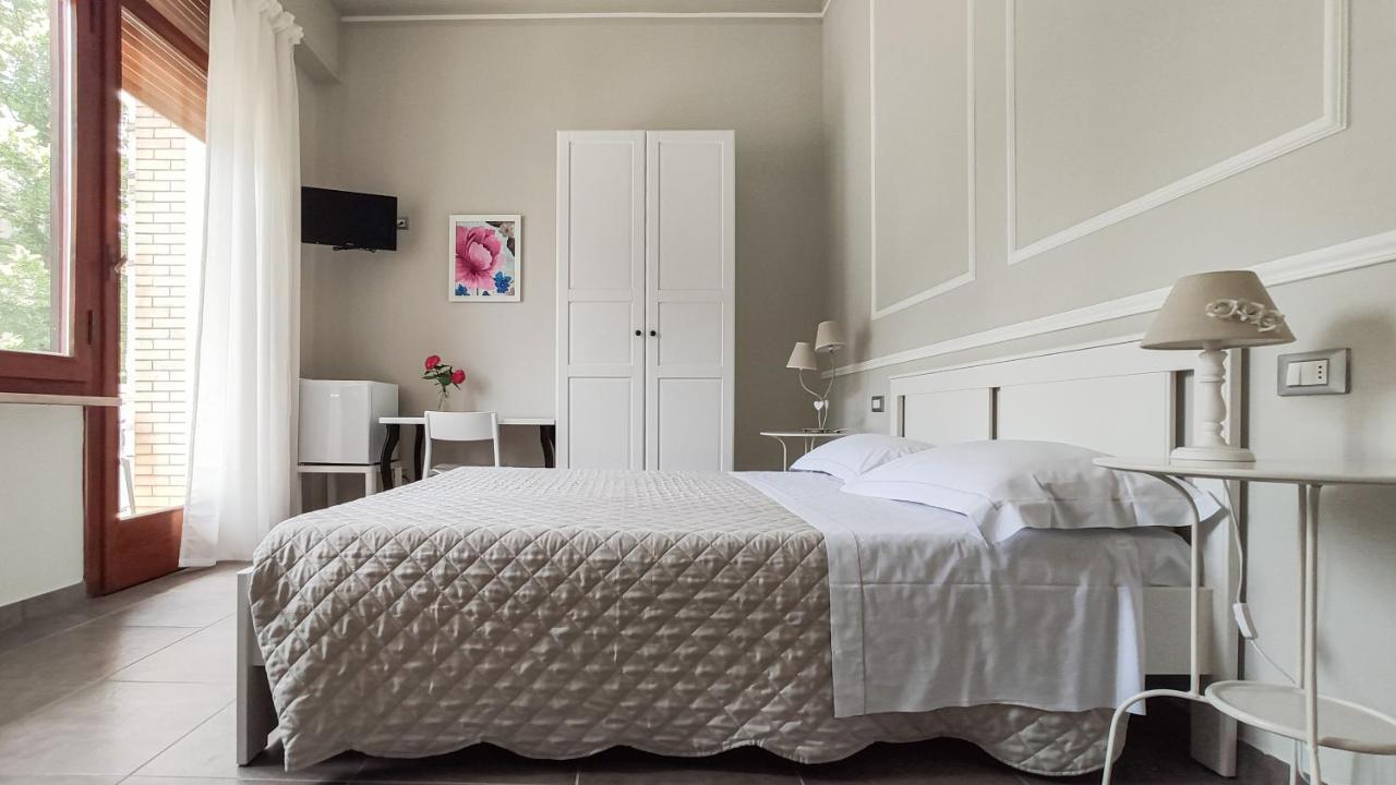 La Dama Room&Breakfast Russi Екстериор снимка